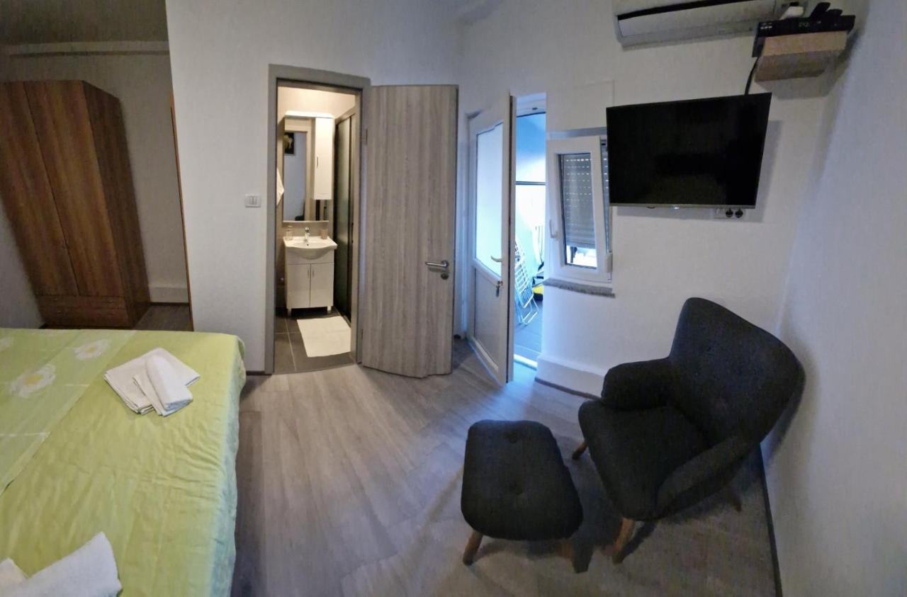 Apartments Vuceric เปโรย ภายนอก รูปภาพ